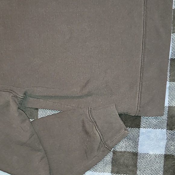 VANS. Heavyweight thick pullover crew neck. Premium. Men's size Large - Picture 11 of 15